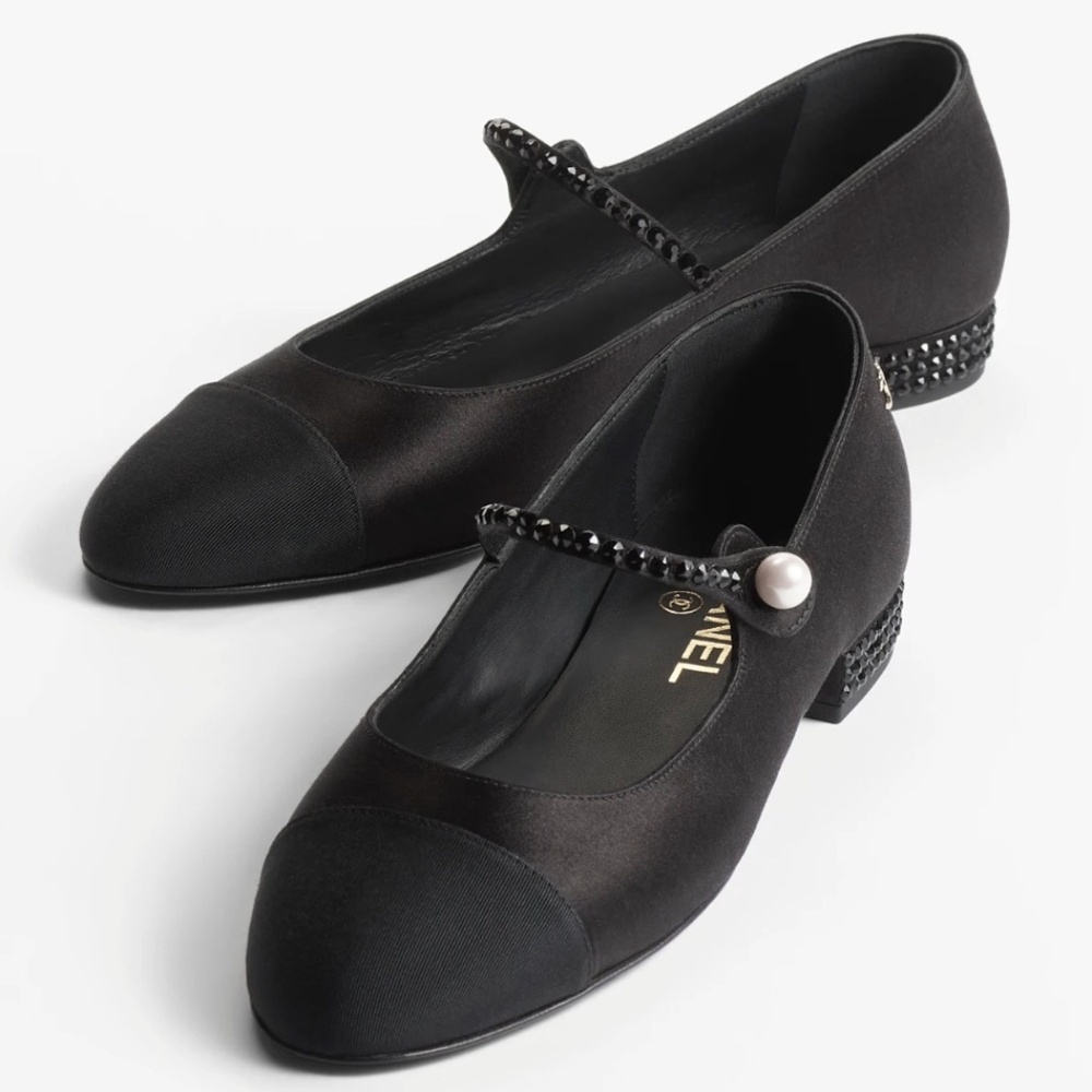 Chanel 24B Black Silk Crystal CC Logo Mary Jane Strap Ballerina Ballet Flat 38.5 - Picture 3 of 15